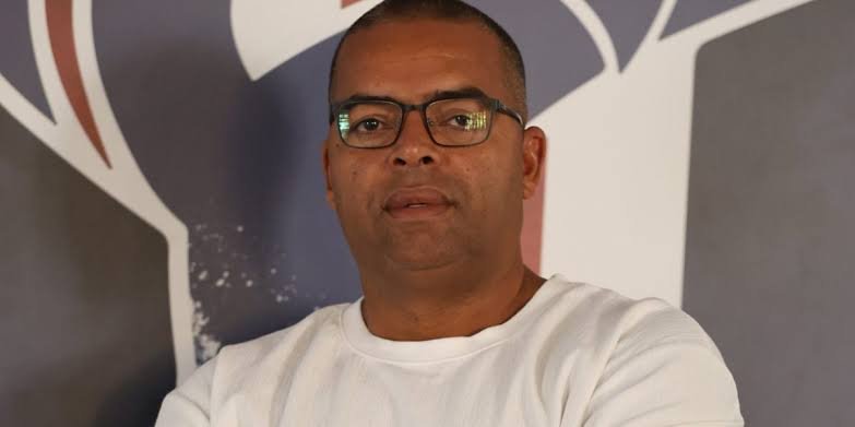 Football/Cape Verde sticks with continuity as Humberto Bettencourt takes over as Blue Sharks coach